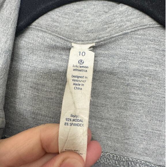 Lululemon Athletica Gray Cowl Neck Wrap Cardigan Jacket Women’s Size 10 Pockets - Picture 3 of 7